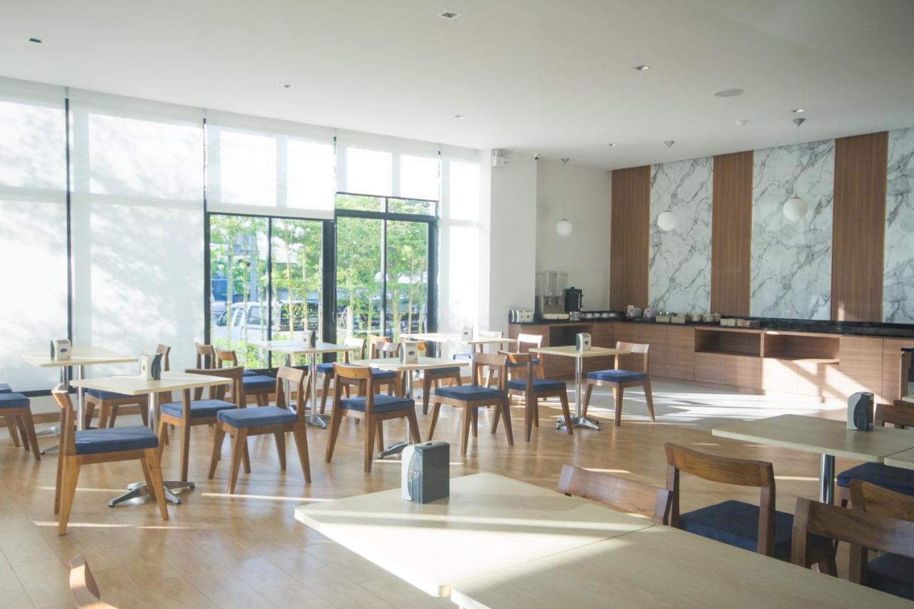 Donchan Grand Hotel Τσιάνγκ Μάι Εξωτερικό φωτογραφία