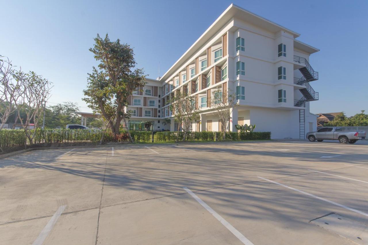 Donchan Grand Hotel Τσιάνγκ Μάι Εξωτερικό φωτογραφία