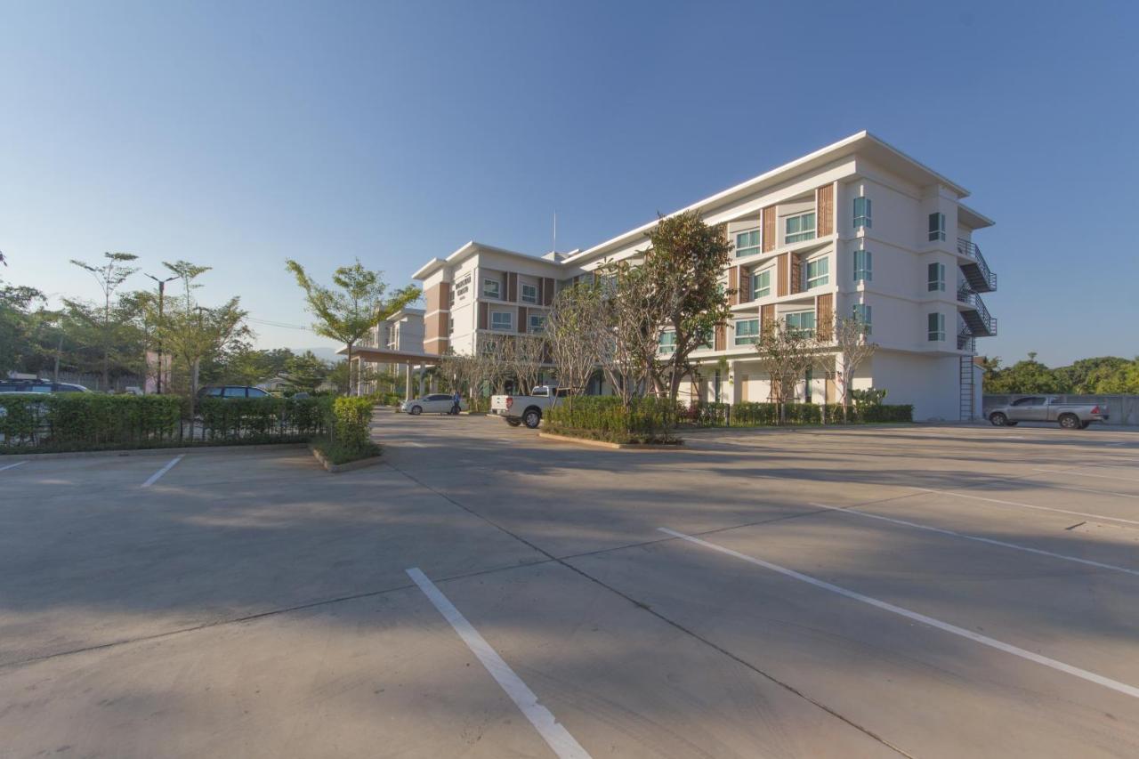 Donchan Grand Hotel Τσιάνγκ Μάι Εξωτερικό φωτογραφία