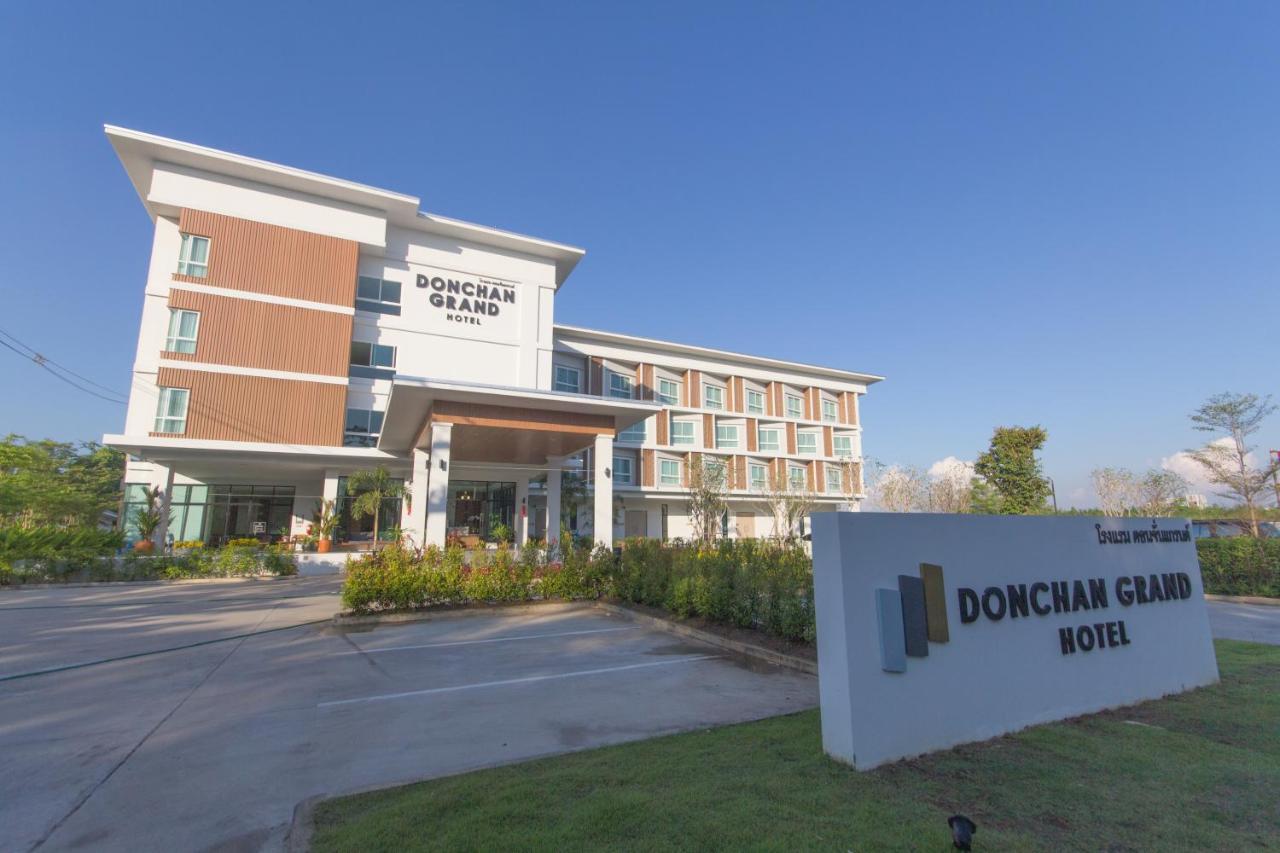 Donchan Grand Hotel Τσιάνγκ Μάι Εξωτερικό φωτογραφία