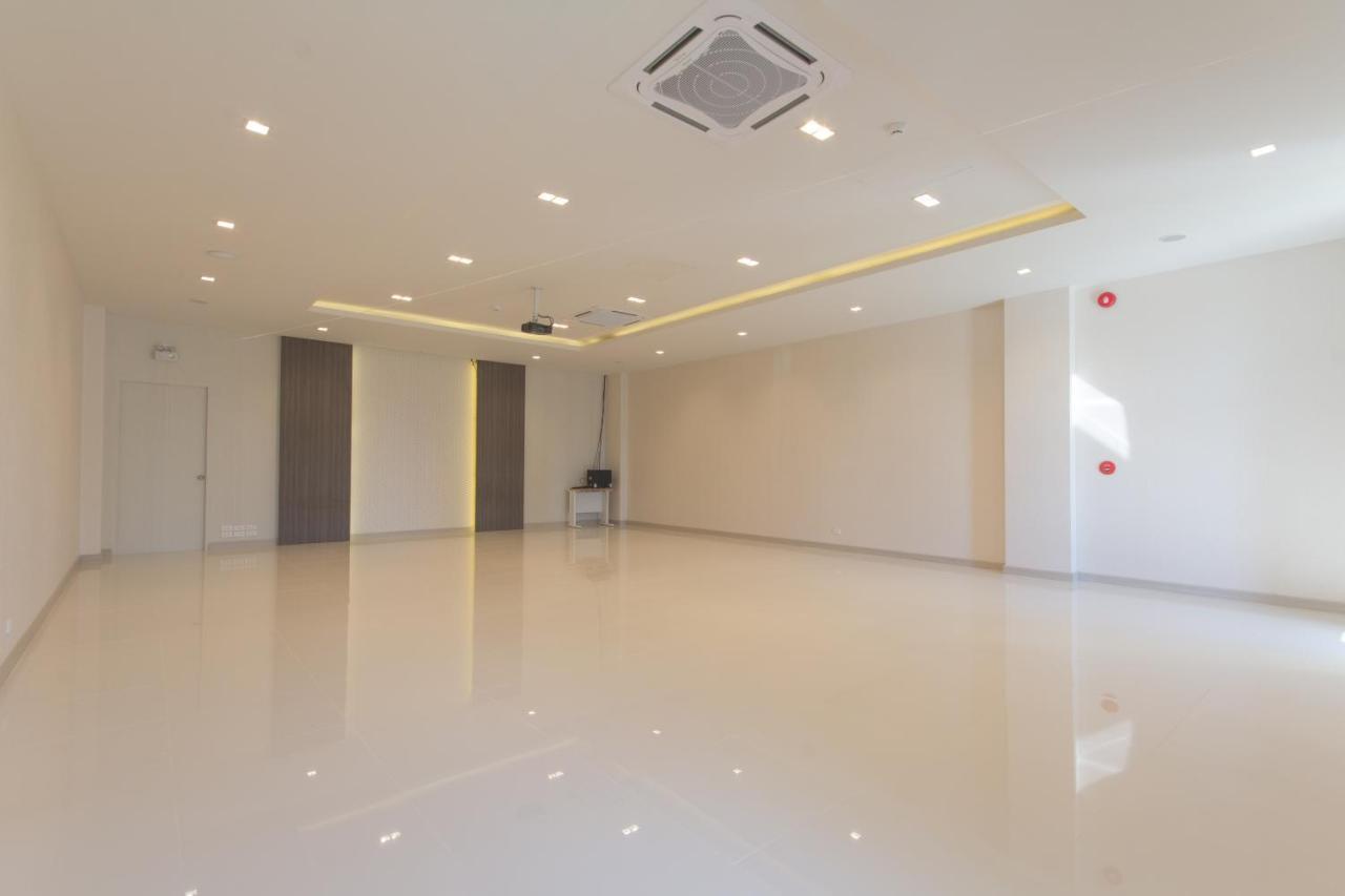Donchan Grand Hotel Τσιάνγκ Μάι Εξωτερικό φωτογραφία