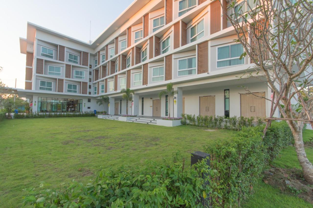 Donchan Grand Hotel Τσιάνγκ Μάι Εξωτερικό φωτογραφία
