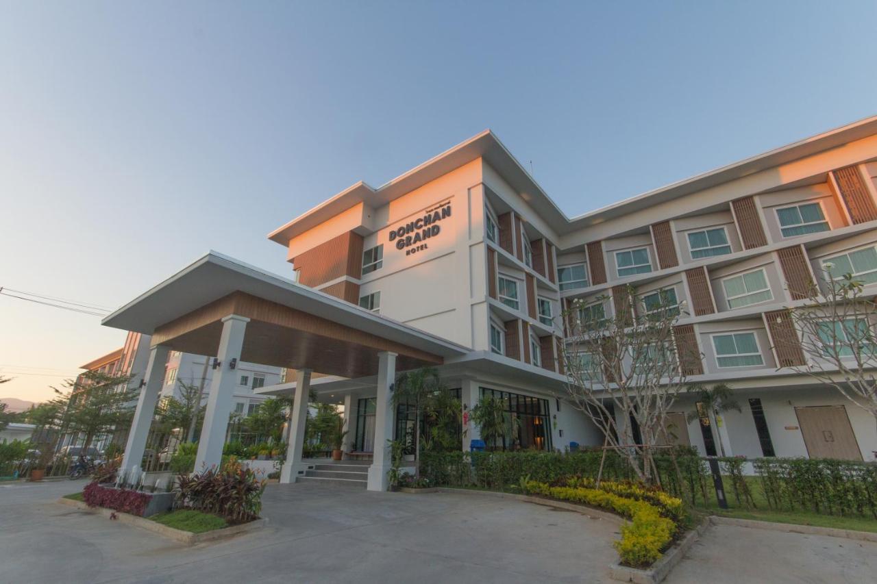 Donchan Grand Hotel Τσιάνγκ Μάι Εξωτερικό φωτογραφία