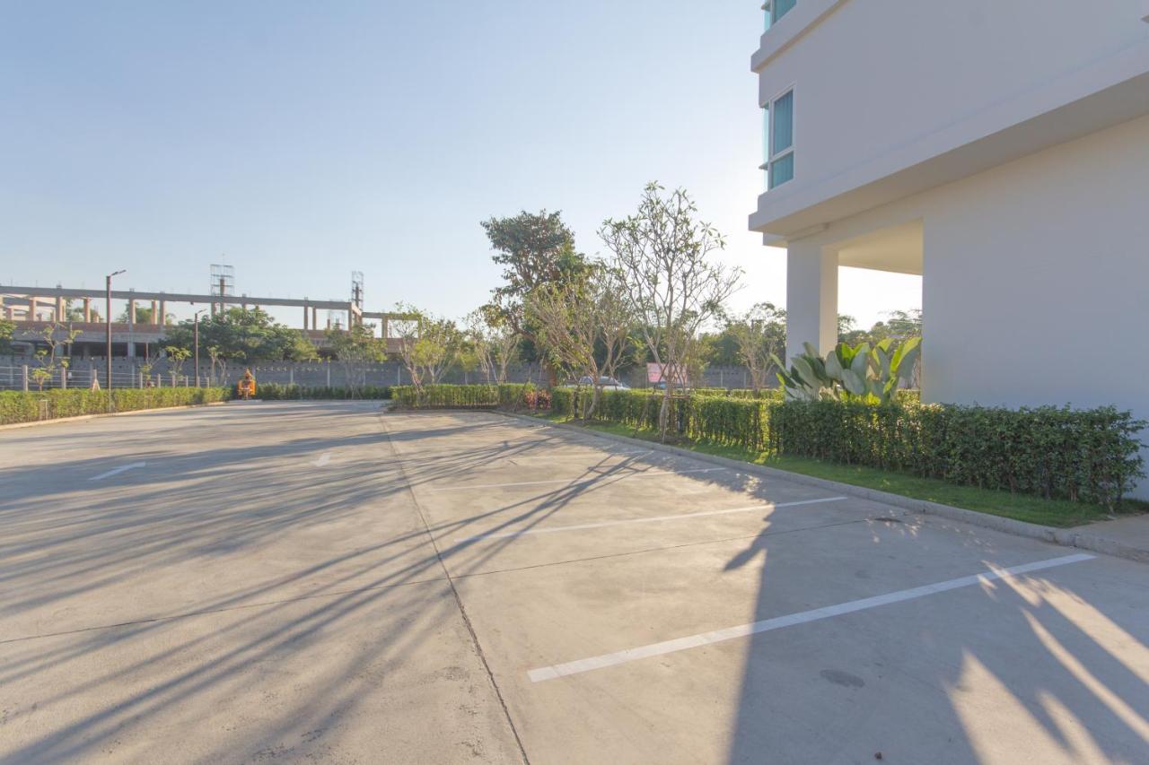 Donchan Grand Hotel Τσιάνγκ Μάι Εξωτερικό φωτογραφία
