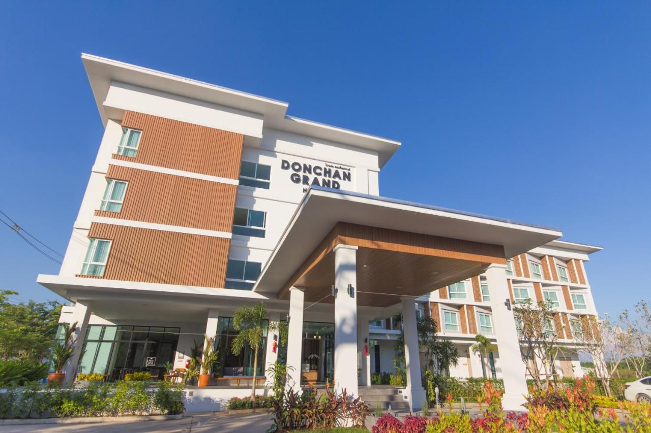 Donchan Grand Hotel Τσιάνγκ Μάι Εξωτερικό φωτογραφία